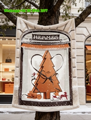 Hermès Christmas Window Flannel Fleece Throw Blanket IMG_5020